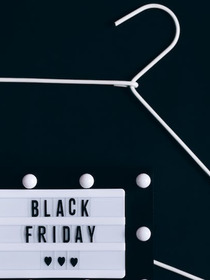 Merkeklær til en billig penge? Black Friday klær, sko og tilbehør salg