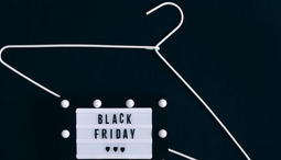 Merkeklær til en billig penge? Black Friday klær, sko og tilbehør salg